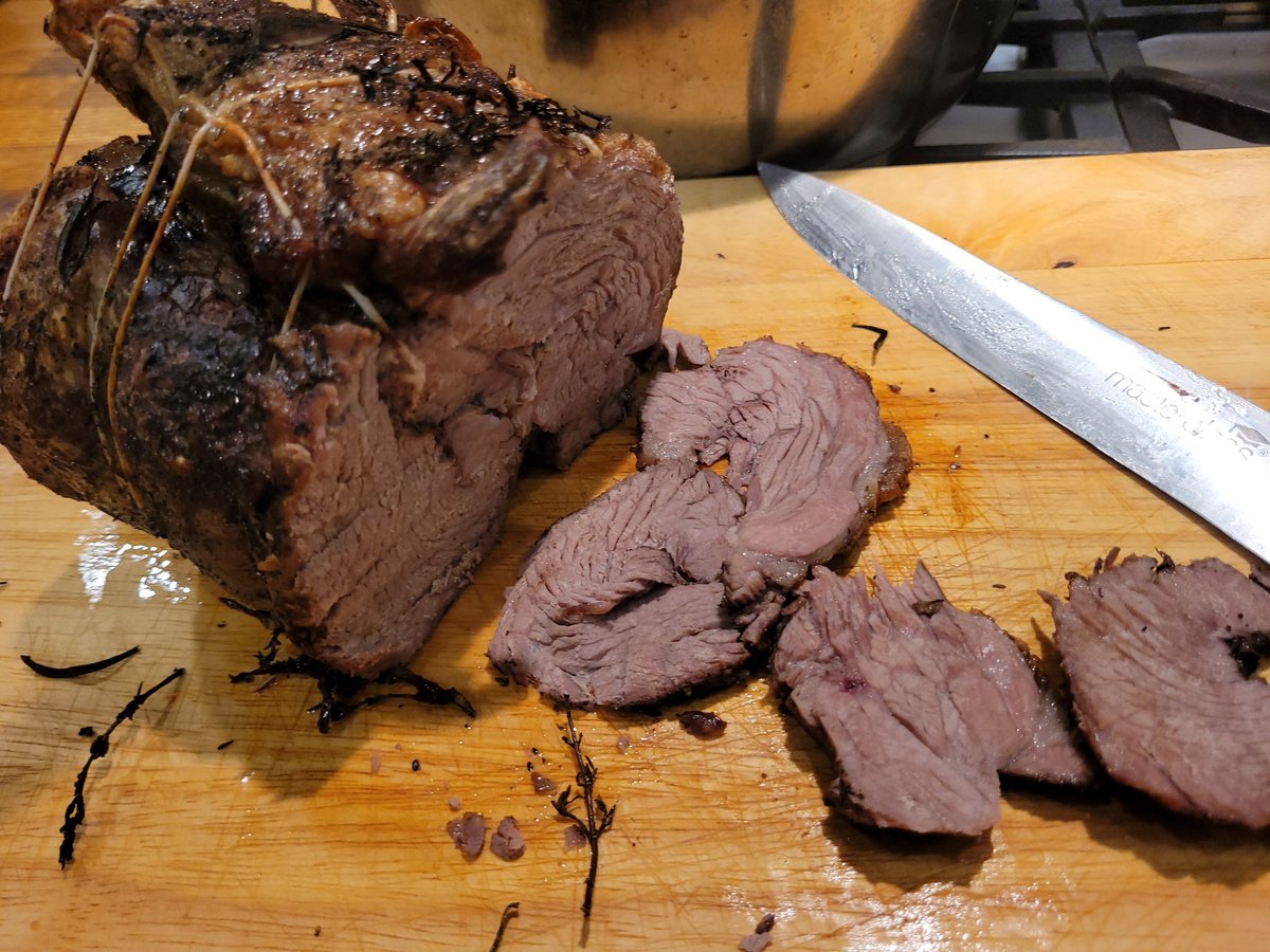 Rich0B's tweet photo. Im happy with  the way its turned out, could have been left over night but would have needed to cook it closer to 100c rather than 140c, otherwise loses all its juices. https://t.co/ZPhCek22kz