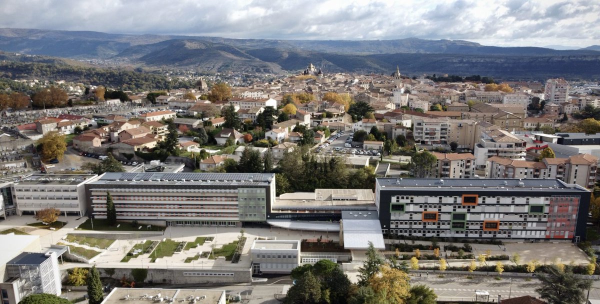 GimondLycee's tweet photo. 1966 : ouverture du lycée municipal d'Aubenas 
1967  : nationalisation du lycée
1971 : le lycée devient lycée Marcel Gimond (LMG)
2003 : construction de l'internat
2023 : inauguration des nouveaux locaux après restructuration 
@auvergnerhalpes @acgrenoble @Paysdaubenas @Dsden07 https://t.co/wSZ5w8mZqc