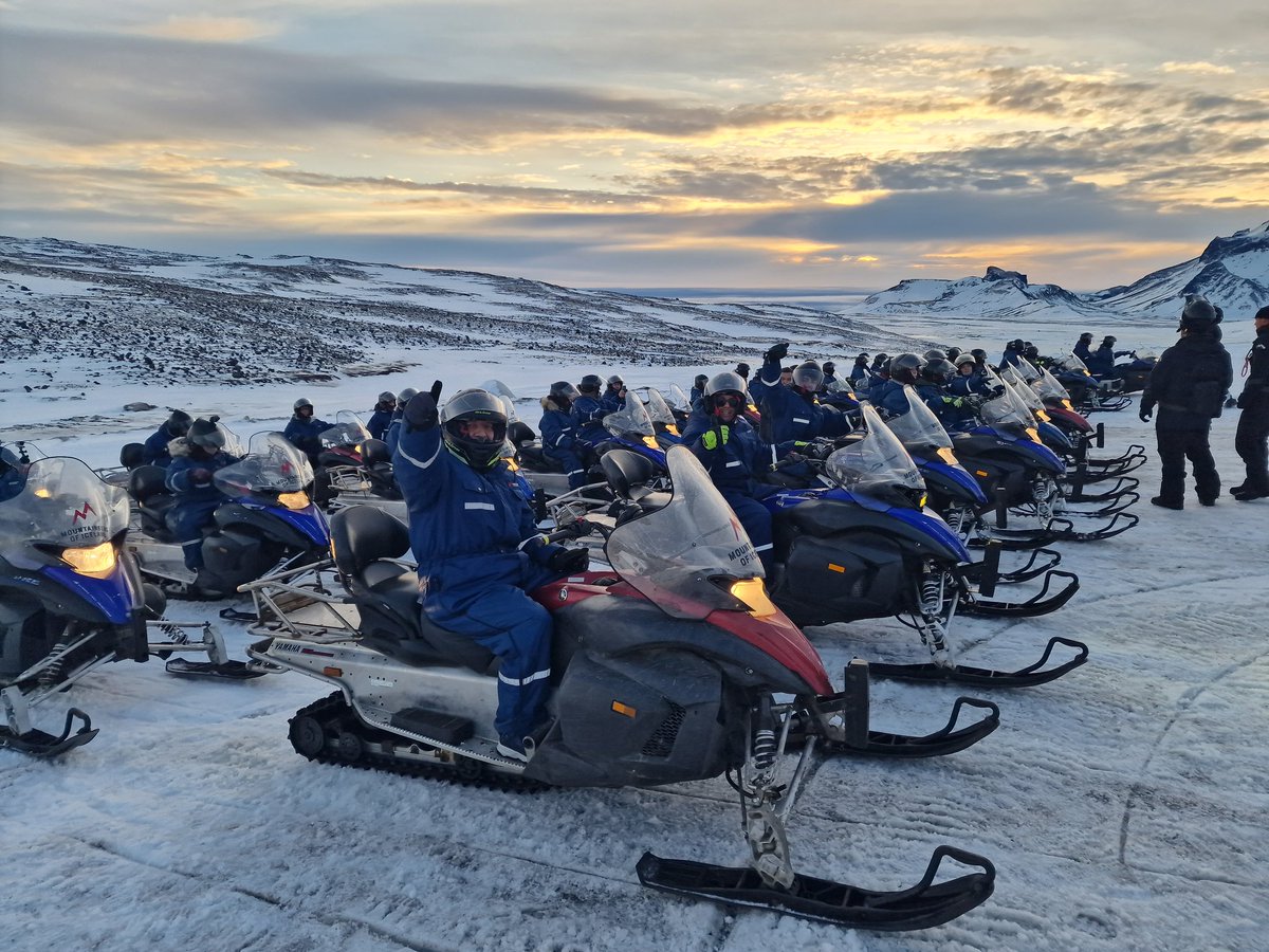 IcelandDMC's tweet photo. Today on Langjökull glacier https://t.co/VJaZ2O2dD9