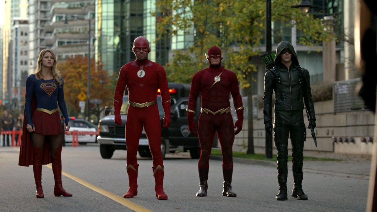 RogueSolo17's tweet image. Remember #Elseworlds ? 🏹⚡💥

#Arrowverse #DC #CW