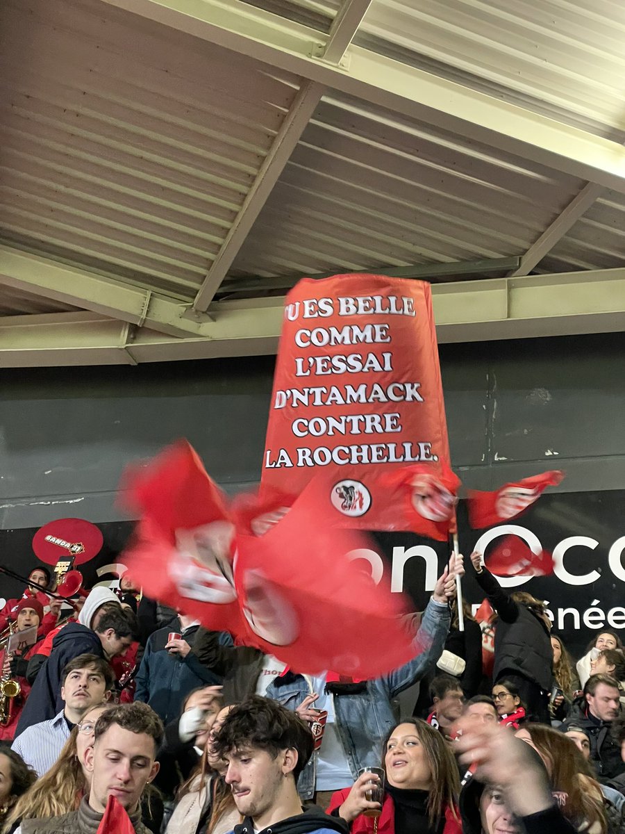 cheztontontlse's tweet photo. Ça se passe bien la récup’ @RomainNtamack? 

👨🏻‍⚕️🤠🫶❤️🖤

#STASM 🔴⚫️ https://t.co/WOdHDYtu3b