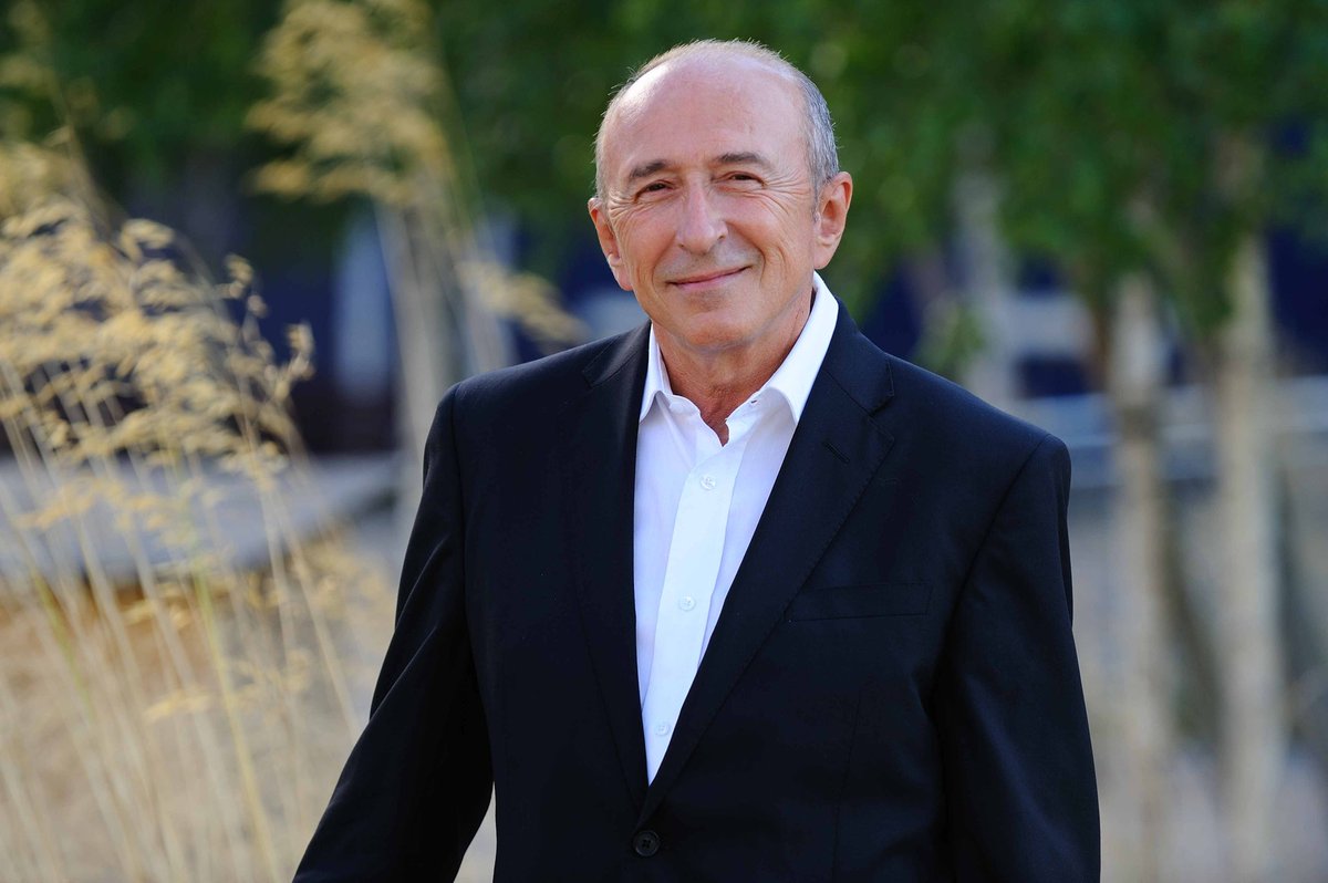 C’est avec une profonde tristesse que j’ai appris la mort de Gérard Collomb ce soir. Maire transformateur et humaniste, il aura marqué à jamais l’histoire de Lyon. 

Mes pensées les plus émues à sa famille.