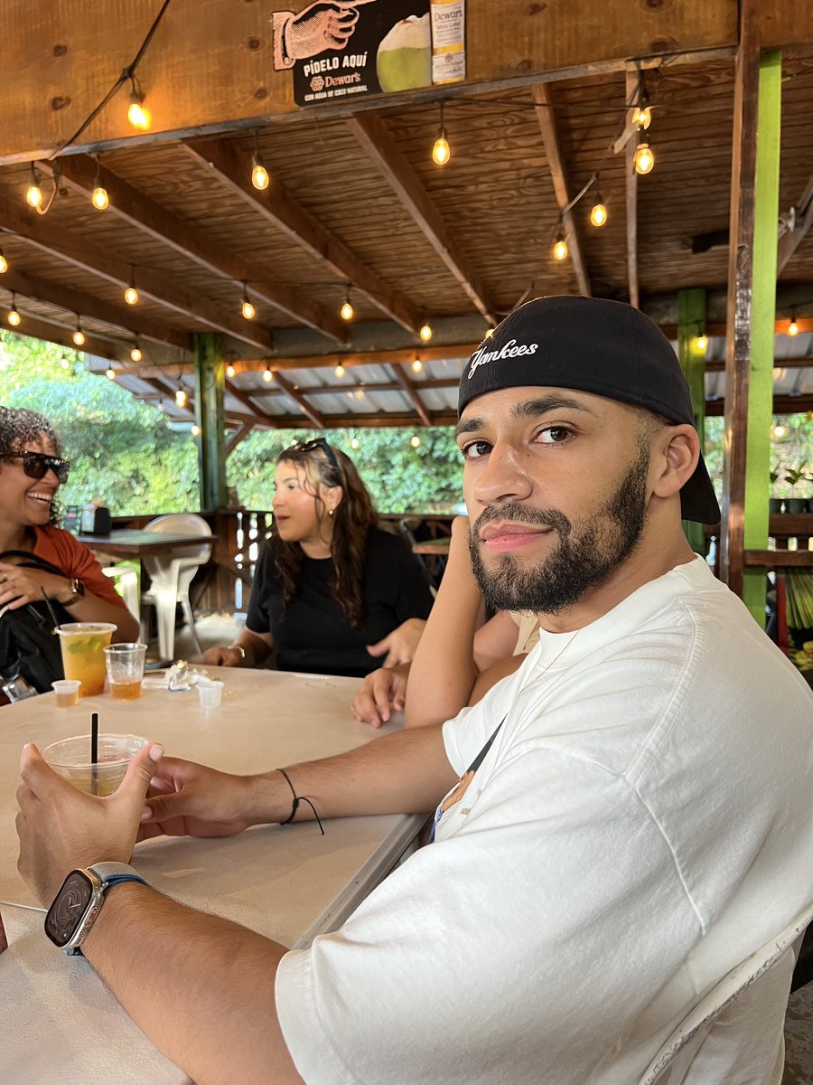 FOREVERamon's tweet image. feliz 🇵🇷