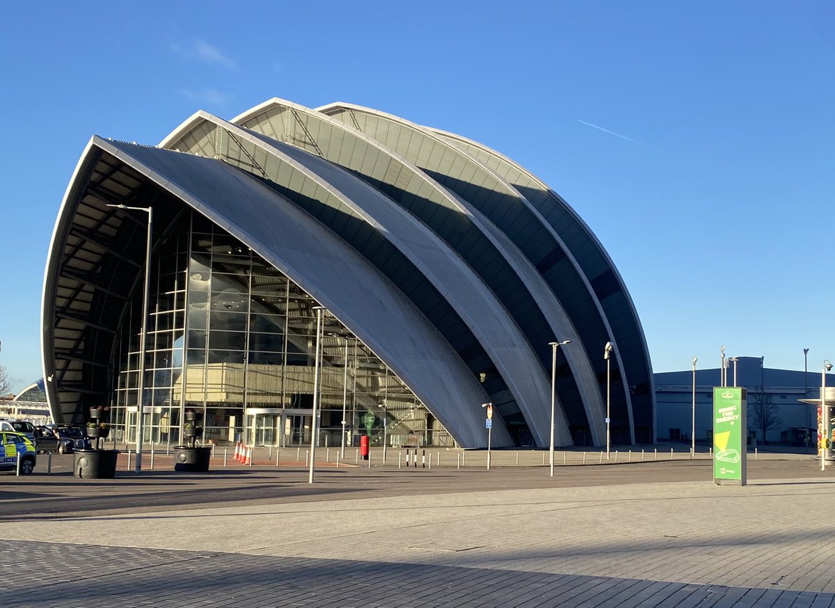 s2dnia's tweet photo. And of course some social scenes from #BSSHAutumn2023 meeting in Glasgow. Great to catch up with good old friends and meeting new ones 🤩 Nice mix of orthopaedic and plastic surgeons as well! #HandSurgery 
@WWLFellows https://t.co/qv9vZDX9Ny