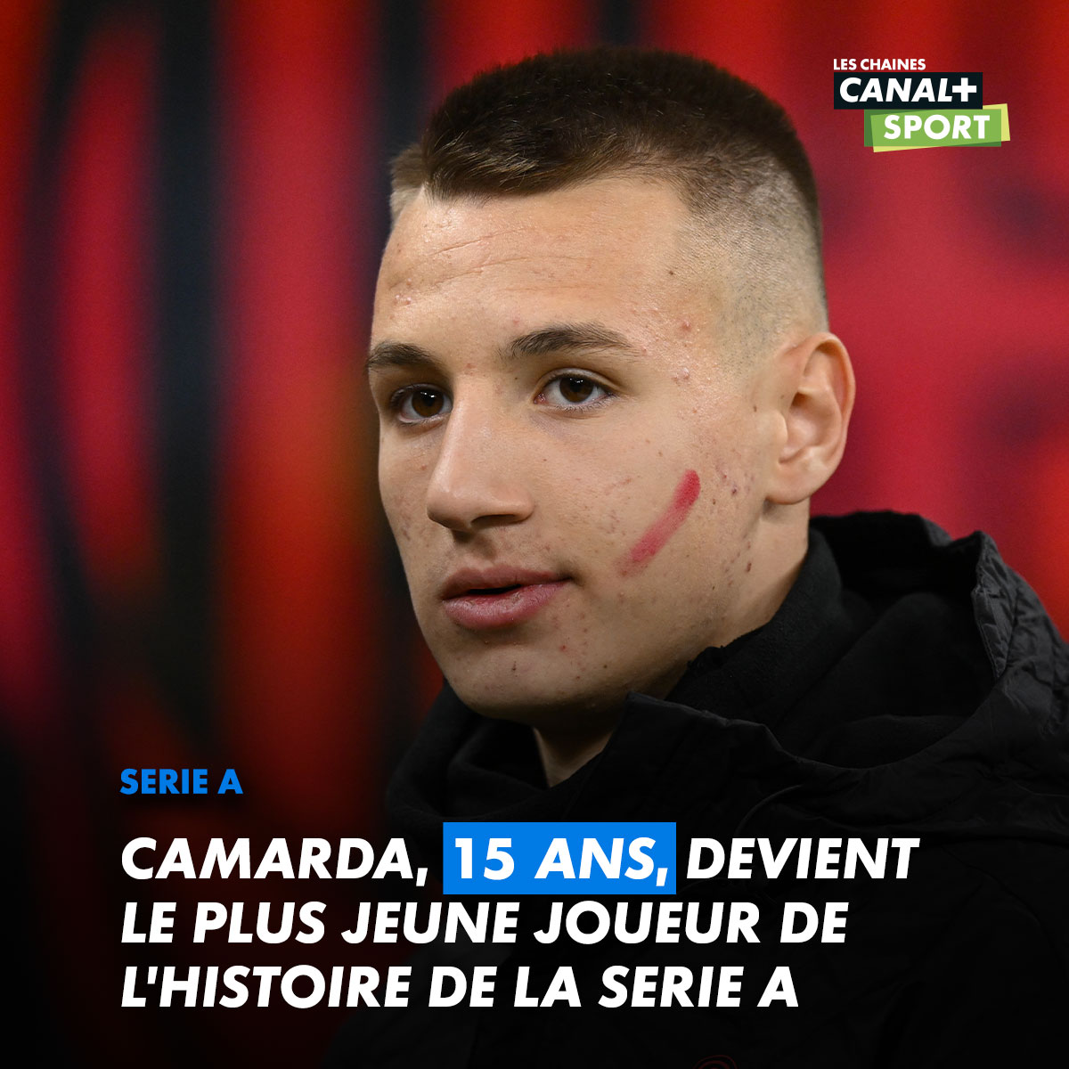 #SerieA 🇮🇹 - Francesco Camarda, 15 ans et 261 jours, a fait son entrée en jeu lors de la victoire du Milan AC face à la Fiorentina (1-0) ! 👶

Auteur de plus ou moins 400 buts depuis 5 ans selon les sources, c'est un nouveau phénomène qui débarque dans le monde du football 😳