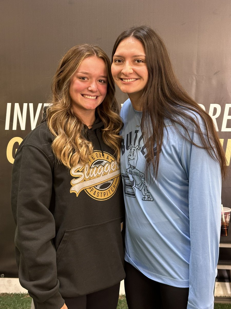 Had a great time listening to the best athletes recruited out of our area. And got to see my role models 🩵 @PeoSluggers <a href="/Peoria_Sluggers/">Peoria Sluggers 16u Duncheon</a> <a href="/MeadowTerry1/">Meadow Terry 2024</a> <a href="/MoniqueHoosen/">Monique Hoosen</a> <a href="/GracieL36032245/">Gracie Luna</a> <a href="/ecrowley_18/">Emma Crowley</a>