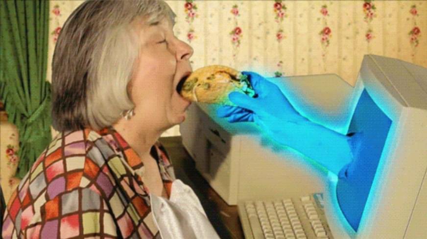 yo bien grifo viendo videos de comida en youtube