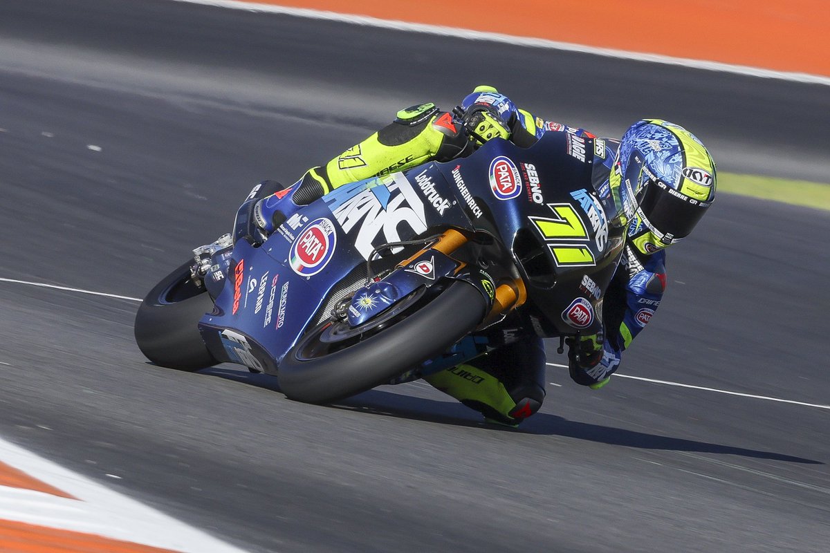 dennisfoggia71's tweet photo. Siamo partiti bene in qualifica, ma purtroppo la gomma dietro non grippava come avrei voluto.
Domani ci aspetta una grande gara dalla 5° fila 🚀
#DF71 #DennisFoggia71 #theRocket #ValenciaGP https://t.co/JD9Rsfp5nH