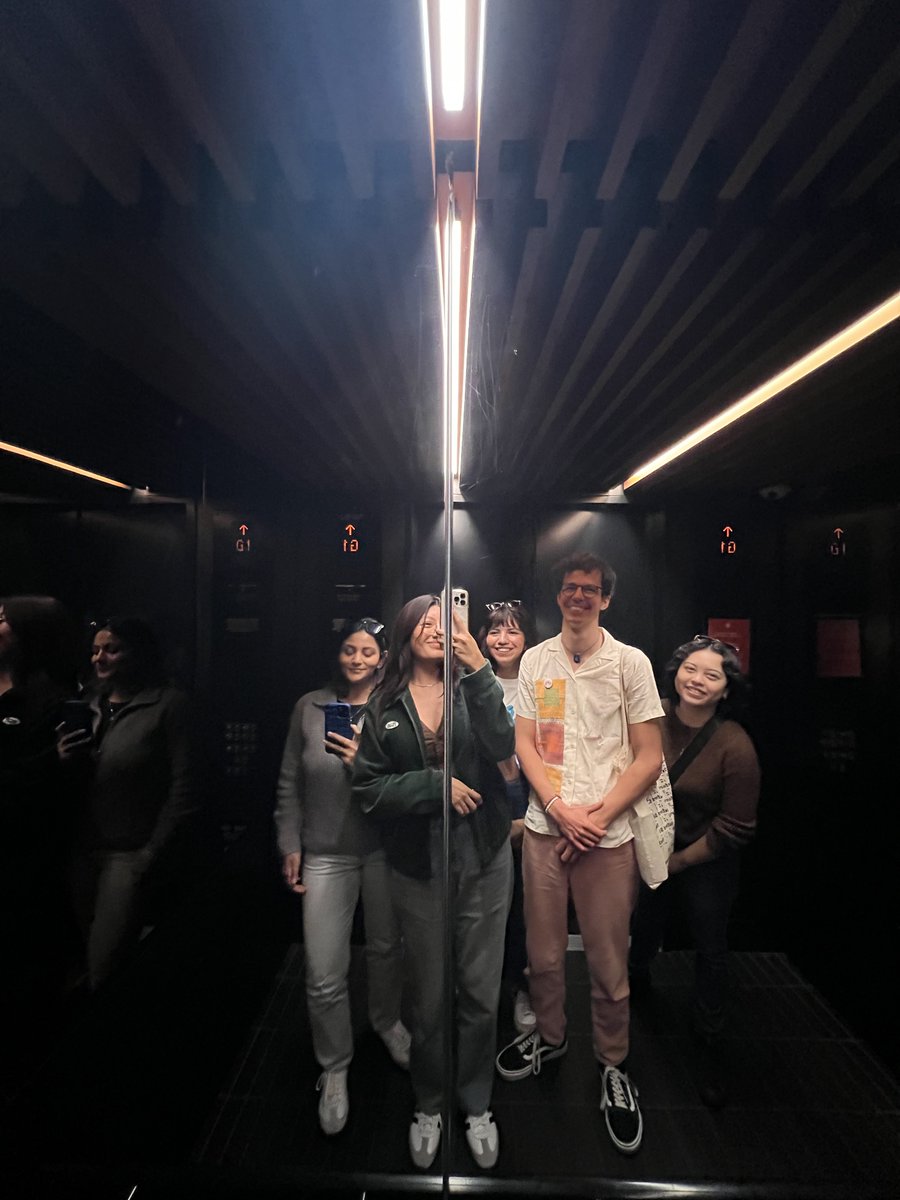 mxgic42_'s tweet image. a little underground boy band called coldplay brought us together 🤍