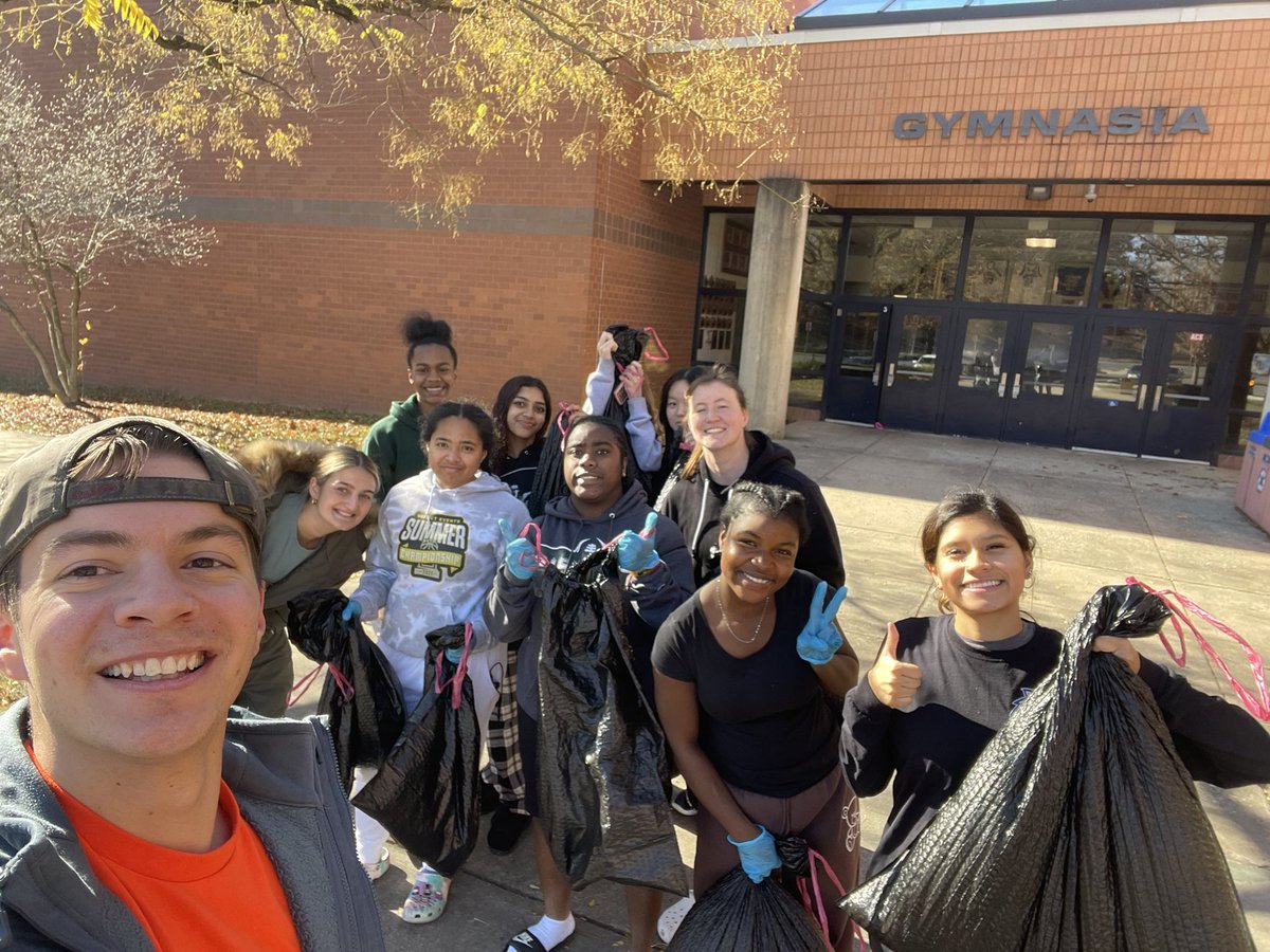 After practice our girls basketball team went around the school cleaning up our campus! Go ‘Rines #Weraise