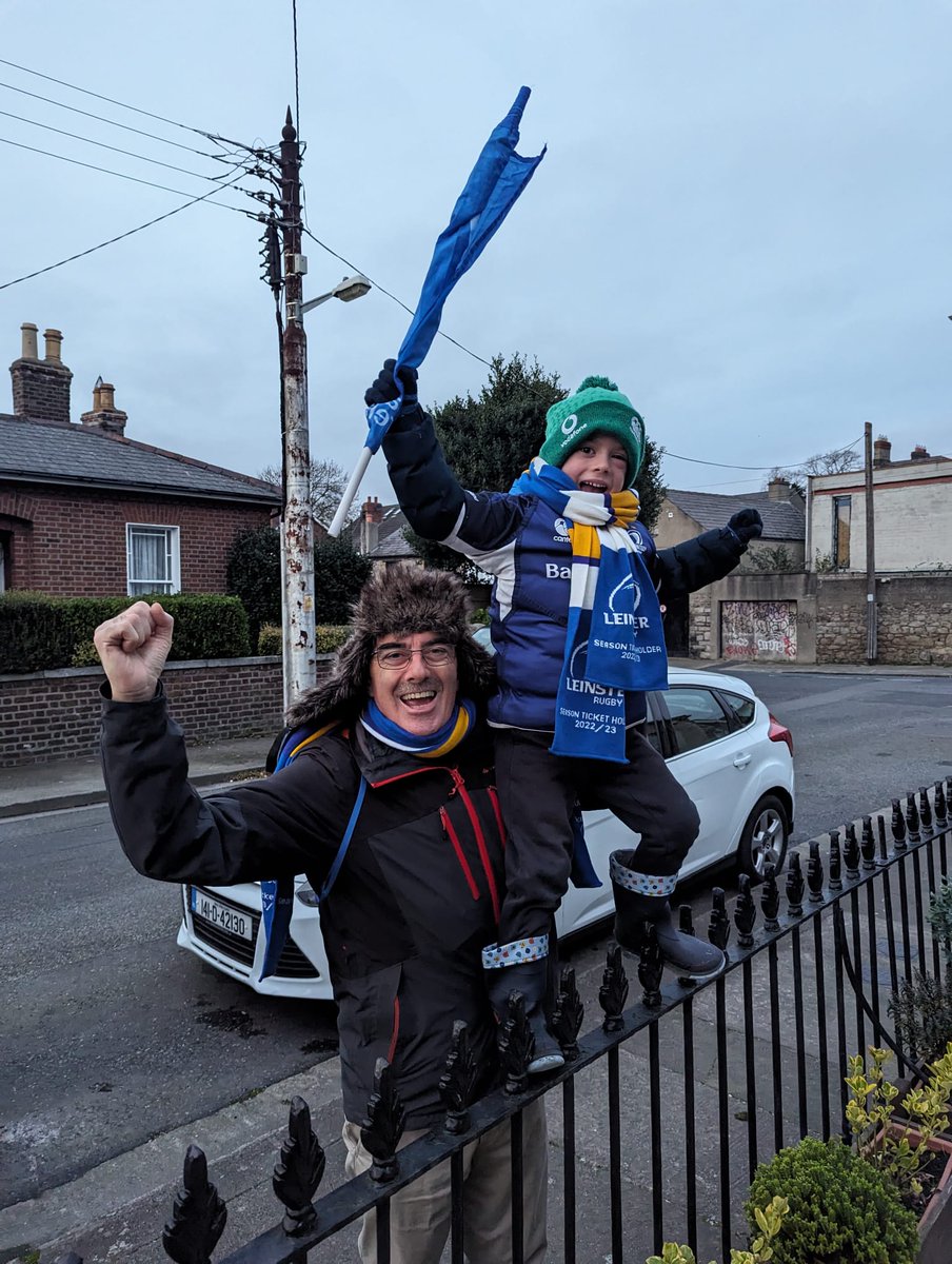 chi_gene's tweet photo. #fromthegroundup...Ag ár céad cluiche rugbaí  le chéile!!! https://t.co/w4t9JjdQ5l