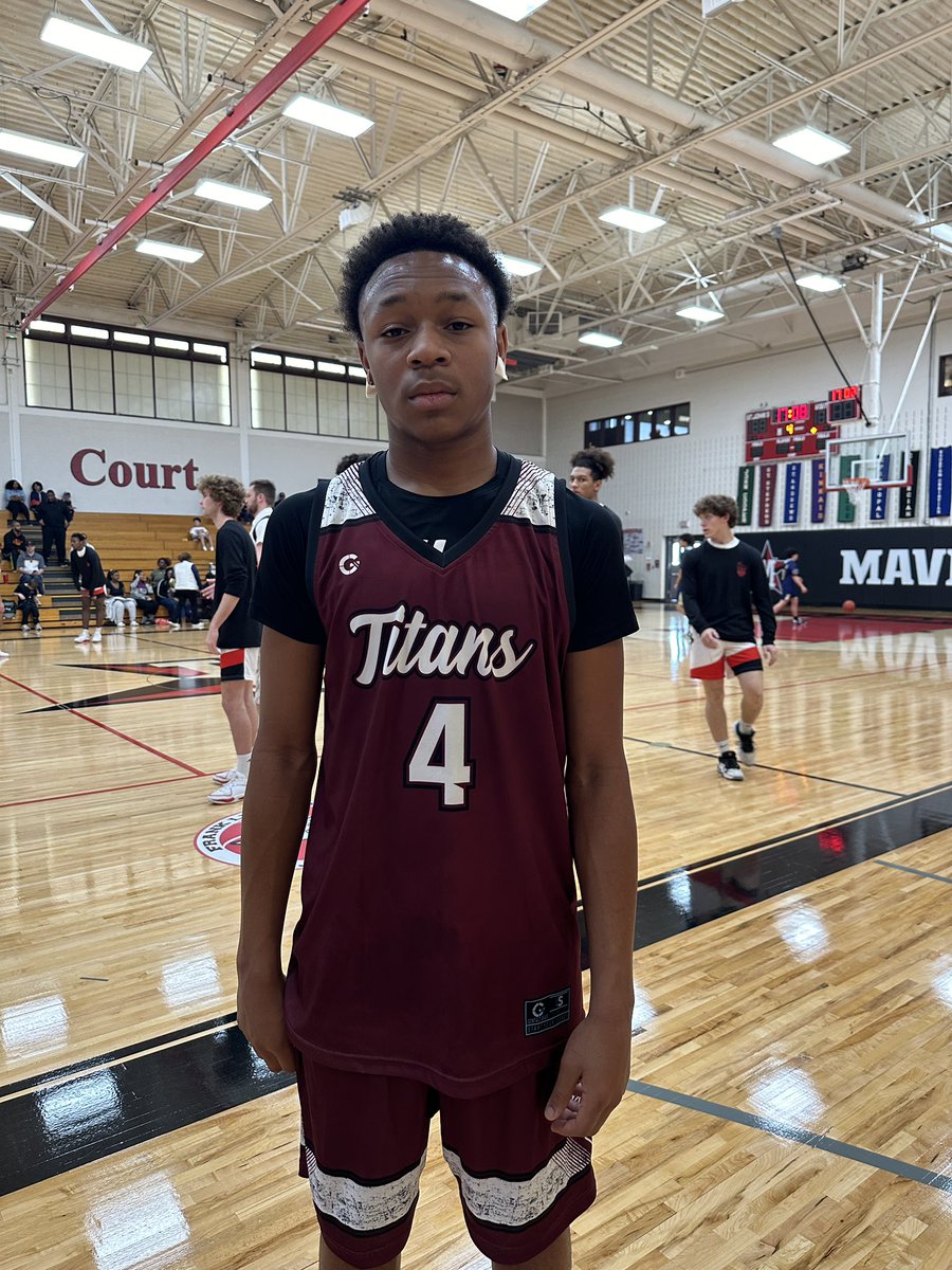 4YFilms's tweet photo. 🔥🔥🔥EN FUEGO🔥🔥🔥

2028 PG Aiden Clark (@MbbTitans), playing varsity, goes 9-12 from three and drops 32 points…

IN THE FIRST HALF!!!!

@FLJrClassic 

@RcsSports @djones8301 @GDayHoopScout @CoachKDBEB @PCousy2 https://t.co/S4ZD5BRFC4