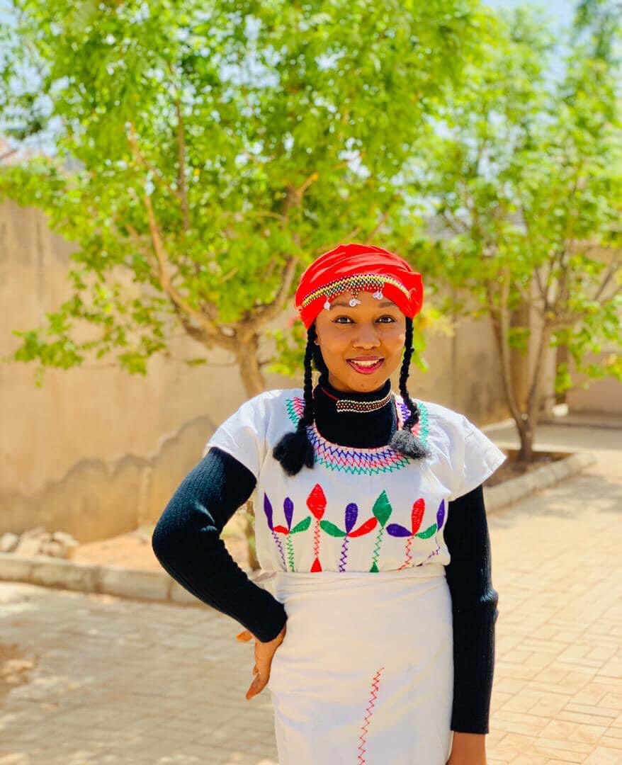 HMuhassat's tweet photo. Pullo ka sà yola 
Ko wari pat tokki bawu 
🥰😍😘❤️ https://t.co/pI7EYiF0rB