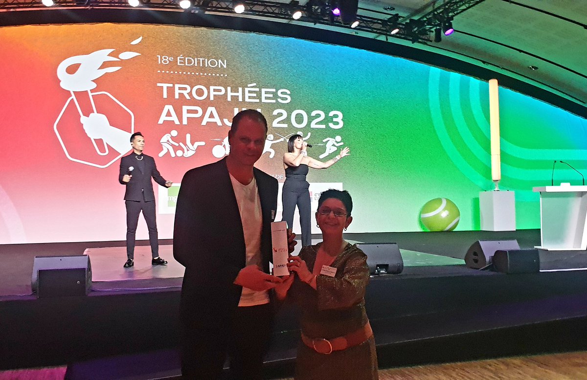 associationzicomatic tweet media