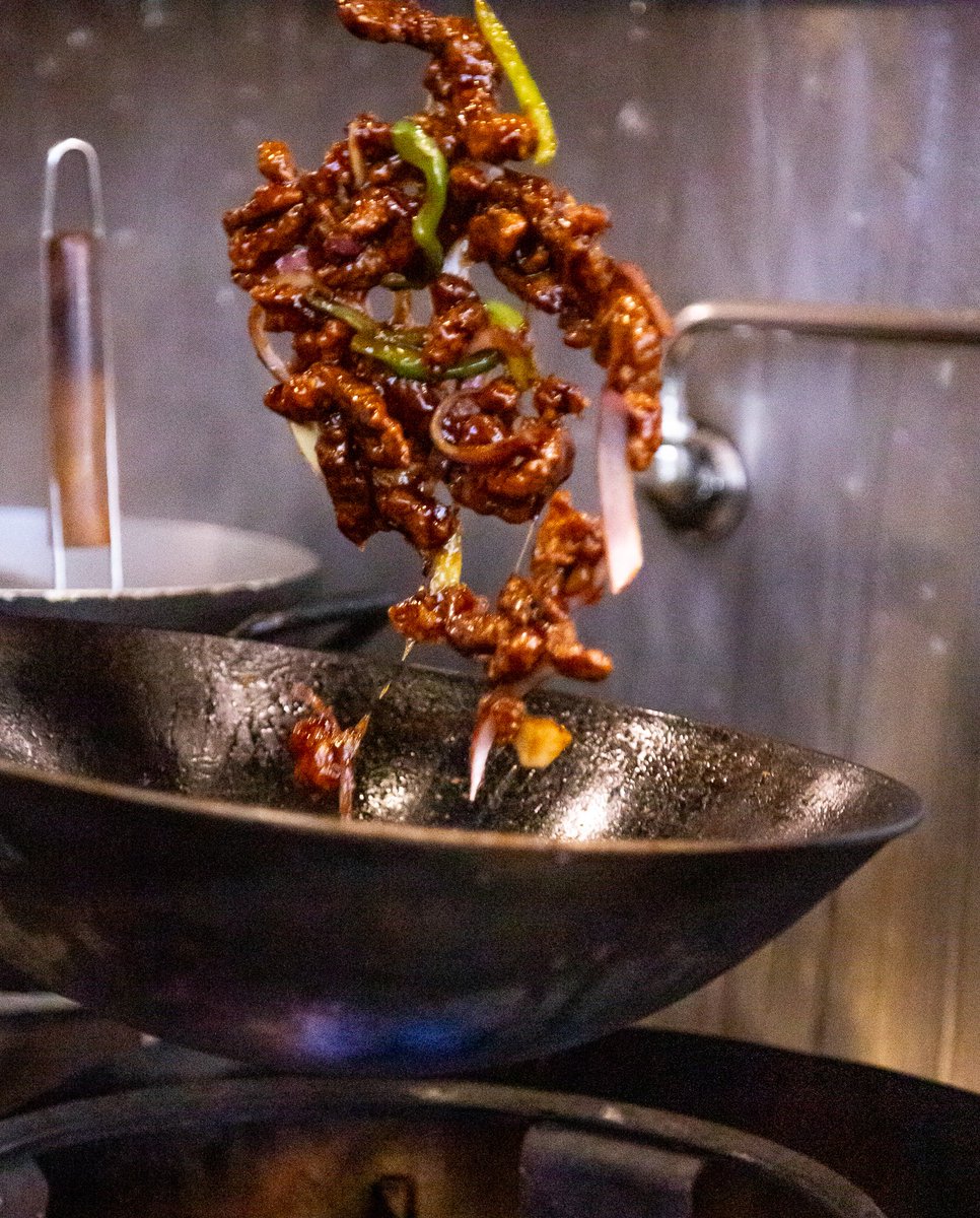 wokbox's tweet photo. Teriyaki has never looked so good!
.
.
.
.
#wokbox #wokboxrocks #asianfood #chinesefood #asianfusion #takeout #foodie #instafood #yummy #restaurant https://t.co/Z8ubsTKvfV