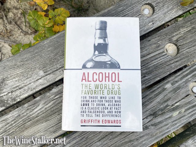 Book Review: "Alcohol: The World's Favorite Drug" by Griffith Edwards (2000) thewinestalker.net/2023/11/alcoho…

#wine #beer #spirits #liquor #drinks #book #bookreview #history