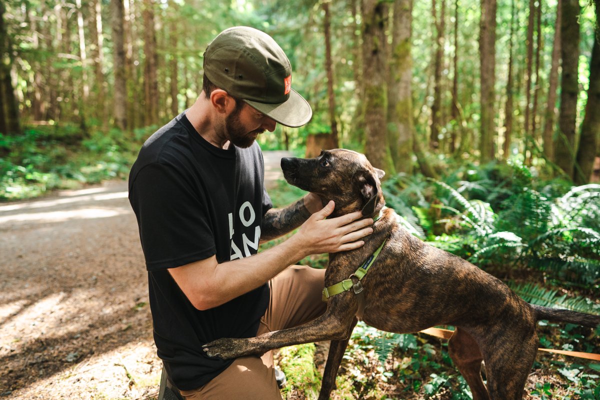 seanbenesh's tweet image. Thanks again to everyone who participated in our @loamcoffee Black Friday coffee giveaway. We trust you had fantastic adventures and made great memories of exploring, riding, spending time with loved ones, and brewing coffee yesterday.

#loamcoffee #coffeeroaster