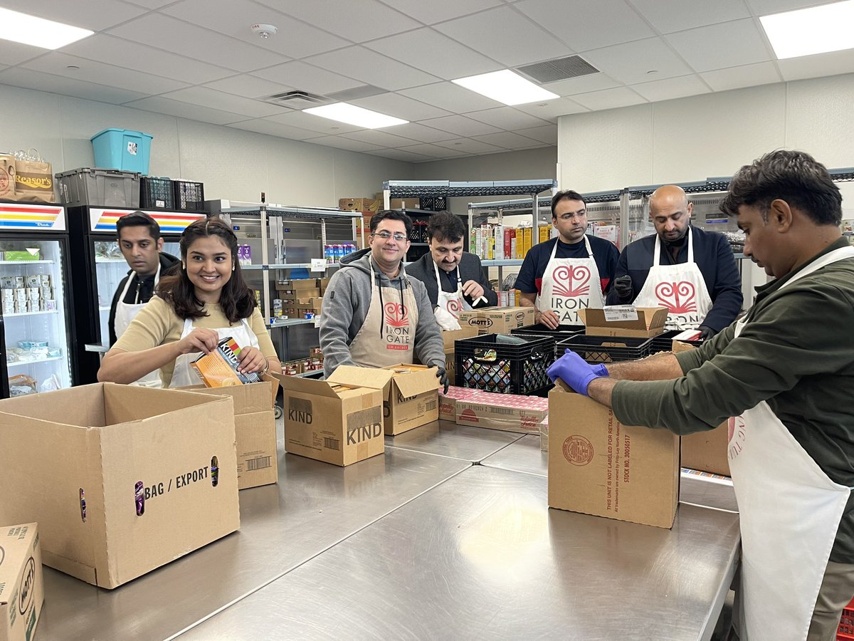 TulsaGlobal's tweet image. Thanks very much to @IronGateTulsa Iron Gate Tulsa for hosting TGA’s @StateIVLP participants from Pakistan, focused on “U.S. Agricultural Technology Practices,” for a community service project yesterday!  @fhi360