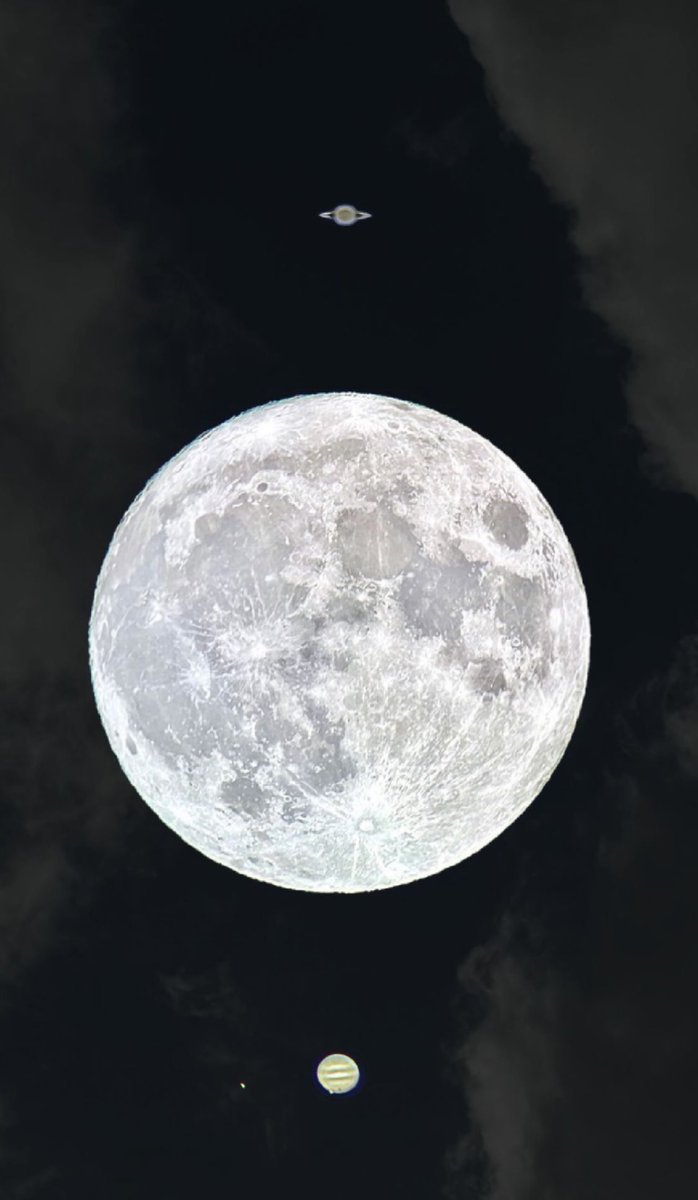 Full Moon Jupiter and Saturn.