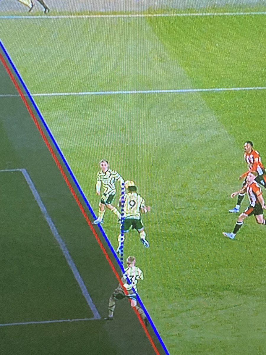 Another incompetent line drawing from VAR officials. Look at this image. Surely if they move the blue line over left a little, as it should, trossard is onside??

How can the line be over his leg like that?!

#football #premierleague #var
