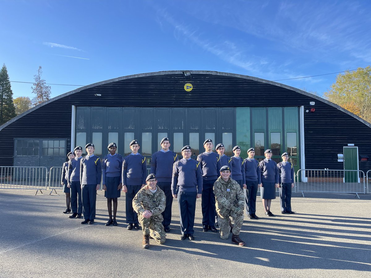 Post drill competition: The RAST team have done the Mount proud today in Bedfordshire. A fantastic performance from the cadets, led by FS Wilson!
👏 #mountspirit #MSMCCF
