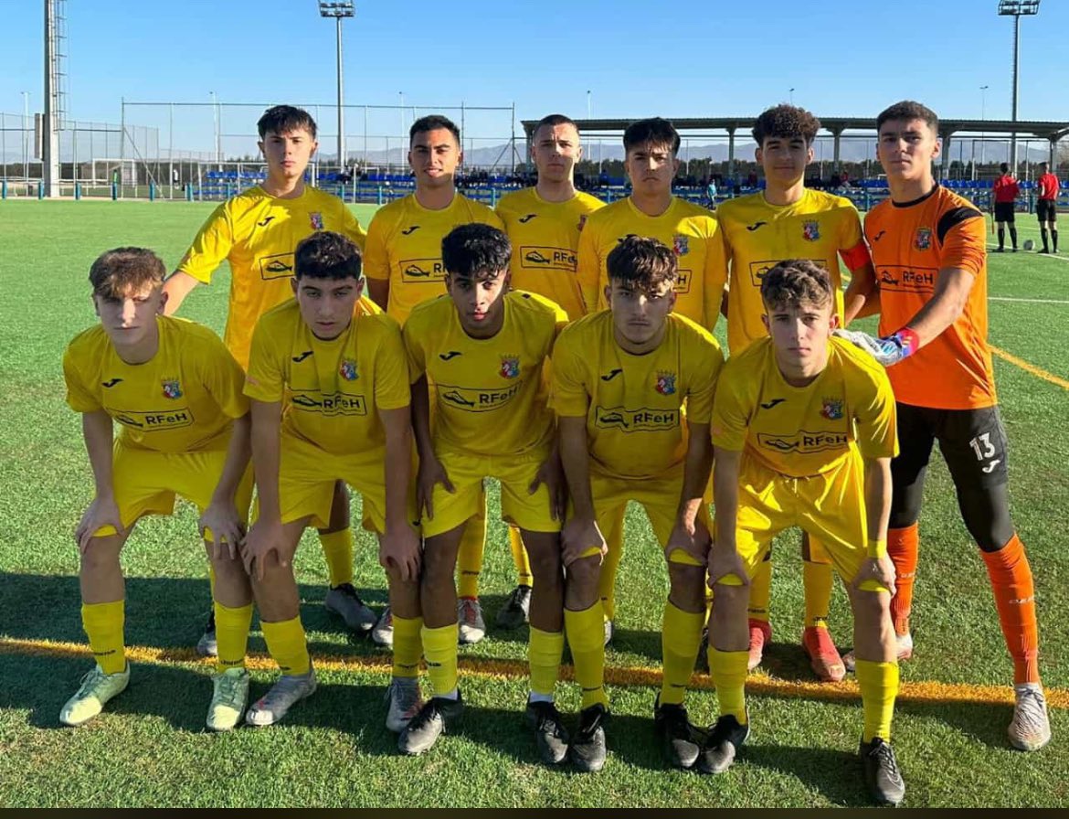 EFTorrePacheco's tweet photo. Victoria de nuestro Juvenil Nacional por 1 -4 ante el SD FB Yecla.

Gran trabajo el que están realizando nuestros jugadores.
¡Seguir así! https://t.co/iIOmXDNOBT