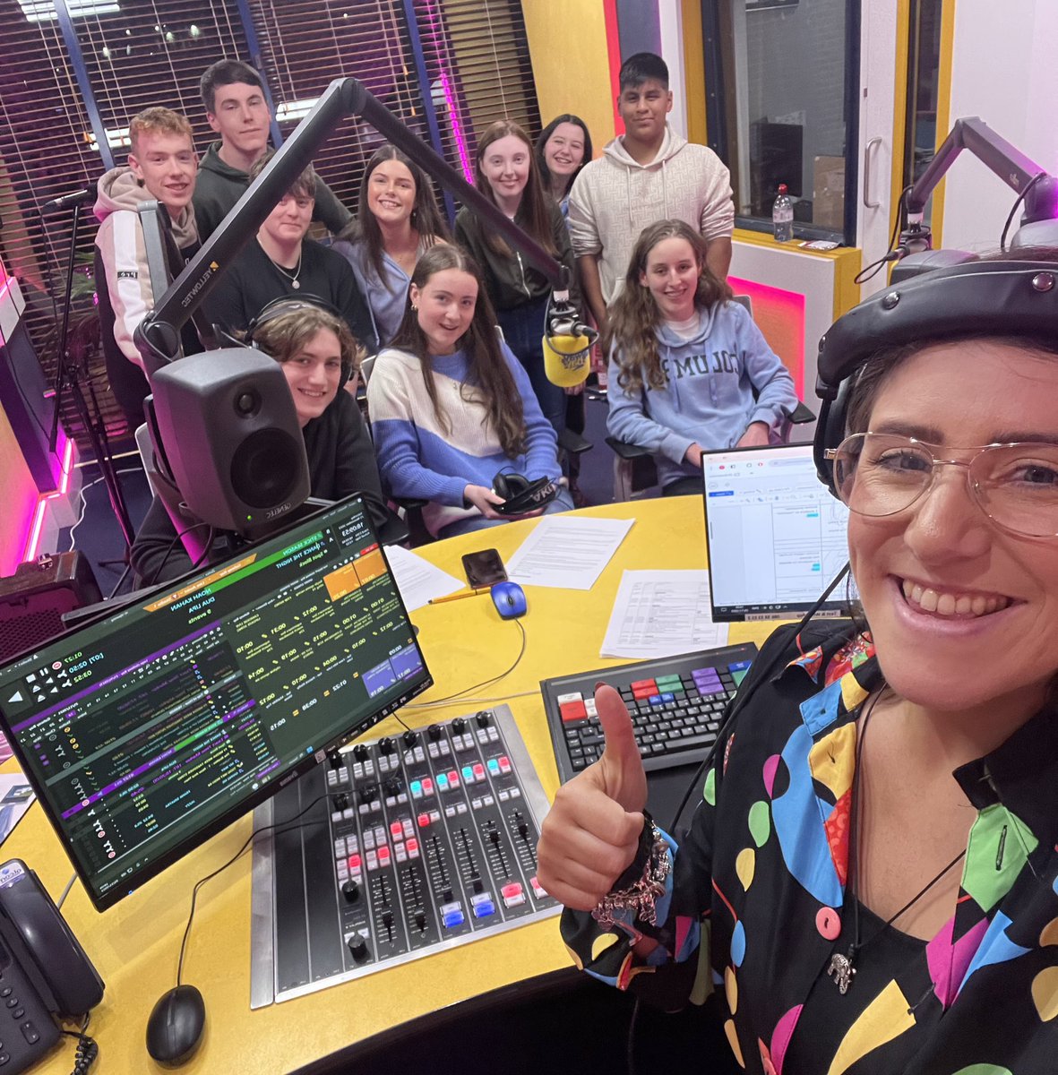 gbayfm's tweet photo. And we are LIVE 📻 
Tune in to our TY Media Week Takeover until 8 tonight!

Coming up 
♻️ Walkable Galway
🧸 The Late Late Toy Show
⚽️ Match report of Liverpool v Man City
🤖 Is AI harming or helping the music industry 

@LearningWaves @CNaM_ie #tymediaweek https://t.co/n9R01LQS8y