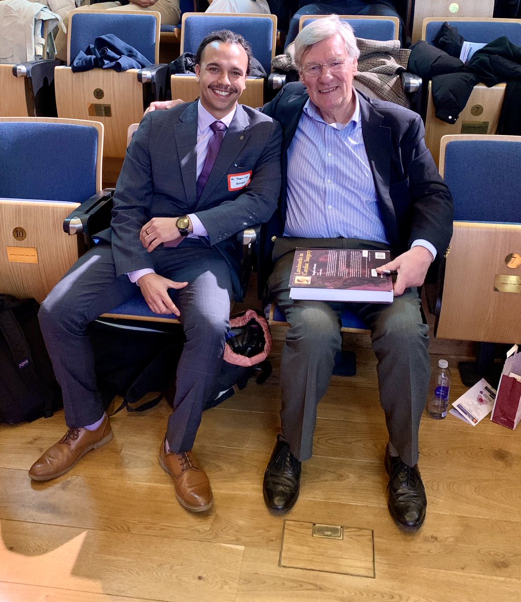 Honoured to be invited to speak at the @SCTSINSINC Student Engagement day in Oxford today. Privileged to share the stage with such eminent speakers, including the one and only Professor Westaby. The future of our speciality is bright!
