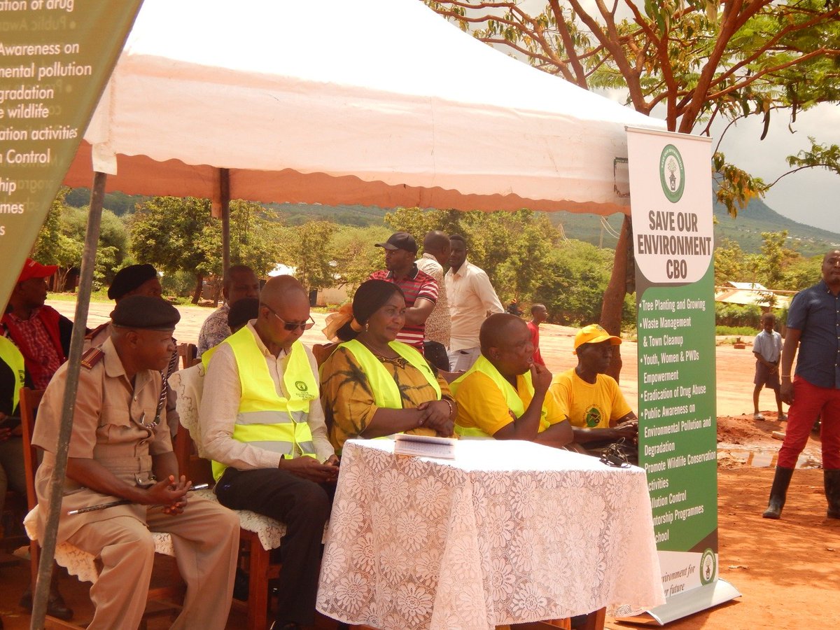 OurCbo's tweet photo. A special acknowledgment goes to AFC for their unwavering support, echoed by Save Our Environment directors, with Mr. Idris Mohammed expressing gratitude for the tireless efforts dedicated to planet conservation. https://t.co/nAtpXtVdeB