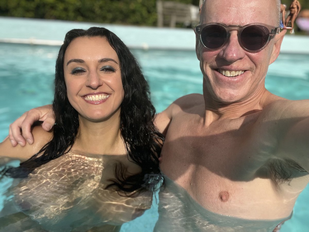 2Kwick's tweet photo. Nude swim fun https://t.co/0wMTSCqDfJ