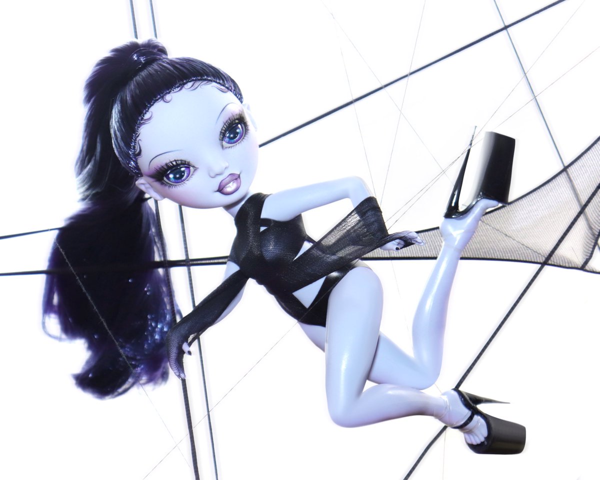 lolliword tweet media