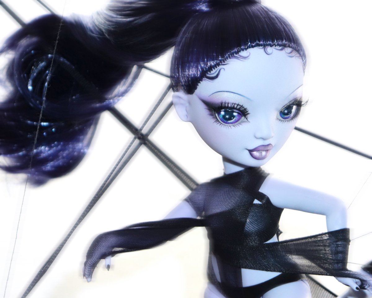 lolliword tweet media