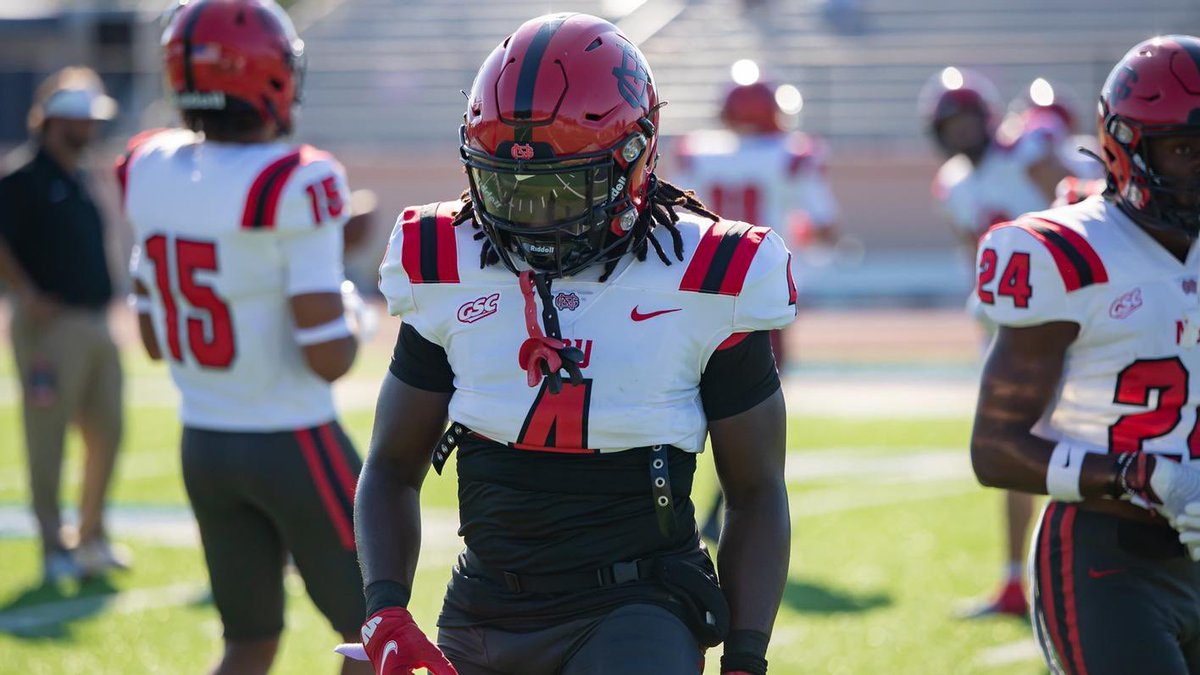 Blessed to receive a offer from North Greenville University! <a href="/Stew2HUNT/">Stewart Hunt</a> <a href="/coach_dbaker/">Donny Baker</a> <a href="/CoachWatson_48/">Scoot Watson</a> <a href="/thomasmack117/">Thomas Mack</a> @JLMannFB1