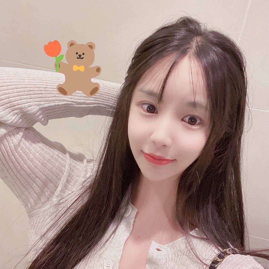 固原约炮少妇白领 tweet media
