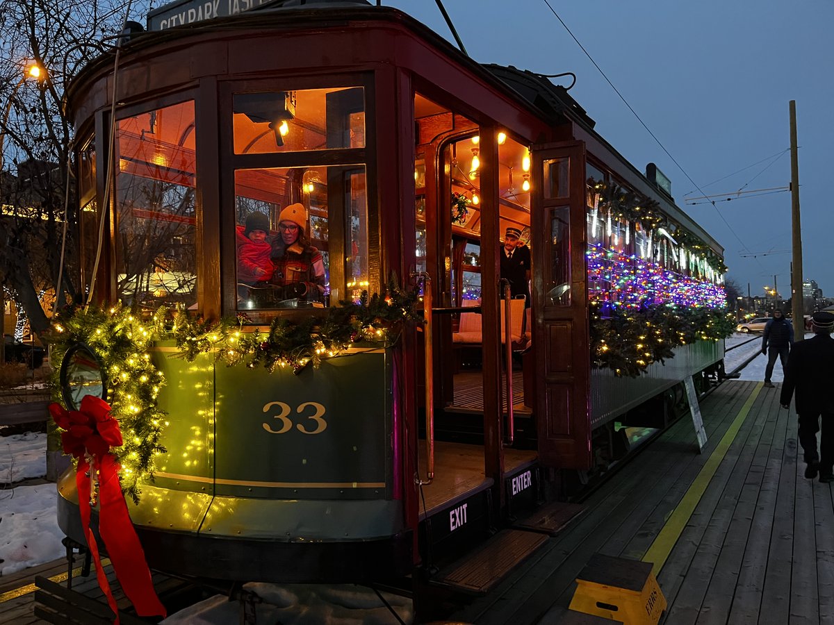 yegfoodbank's tweet photo. Winter Whyte Light Up 2023 is TODAY at McIntyre Park in Old Strathcona from 4:00 - 7:00 pm!
Visit us at the Streetcar behind the Farmer's Market building where we'll be collecting donations. Thank YOU! #yeg #edmonton #oldstrathcona #winterwhytelightup #yegevents https://t.co/xiBTetSrJe