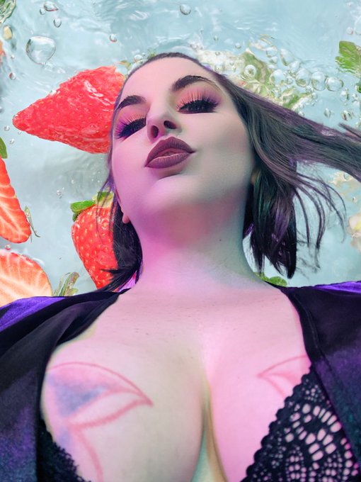 Feeling that thirst for my control? Every sweet word I whisper under my hypnotic spell is like a refreshing