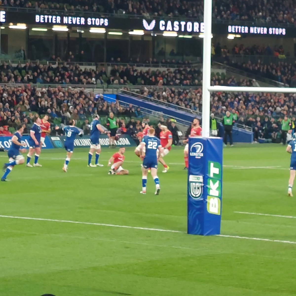 Kate Randall (@randall_k_c) on Twitter photo #Munster v Leinster <a href="/Aviva/">AVIVA</a> #Munster v Leinster <a href="/Aviva/">AVIVA</a>