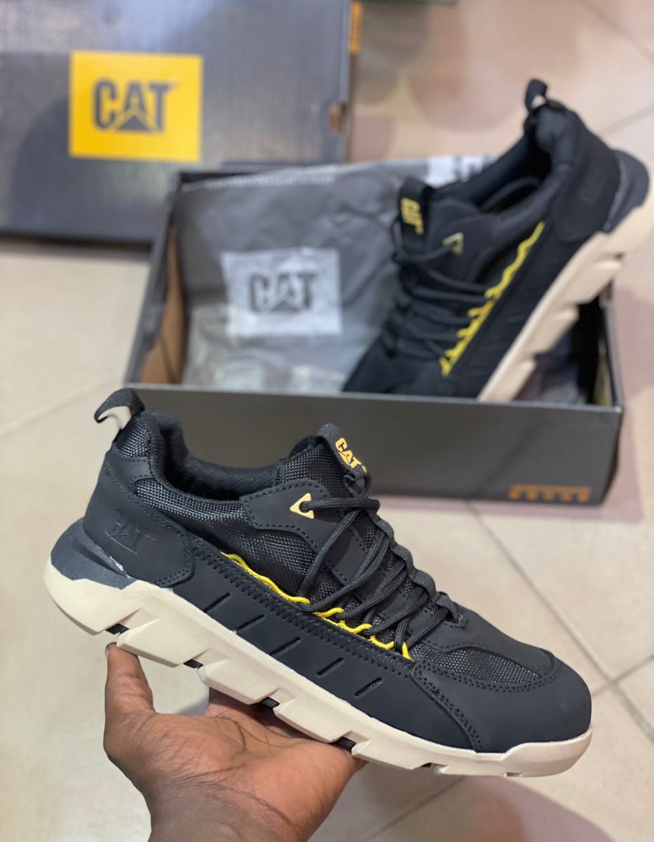 Starplusoutfits's tweet photo. Gets yours and be among few who has it.

CAT Original leather, Heavy duty.

Price 97000/=
https://t.co/2HI3DQ0Uzc https://t.co/tsmfcCFrE3