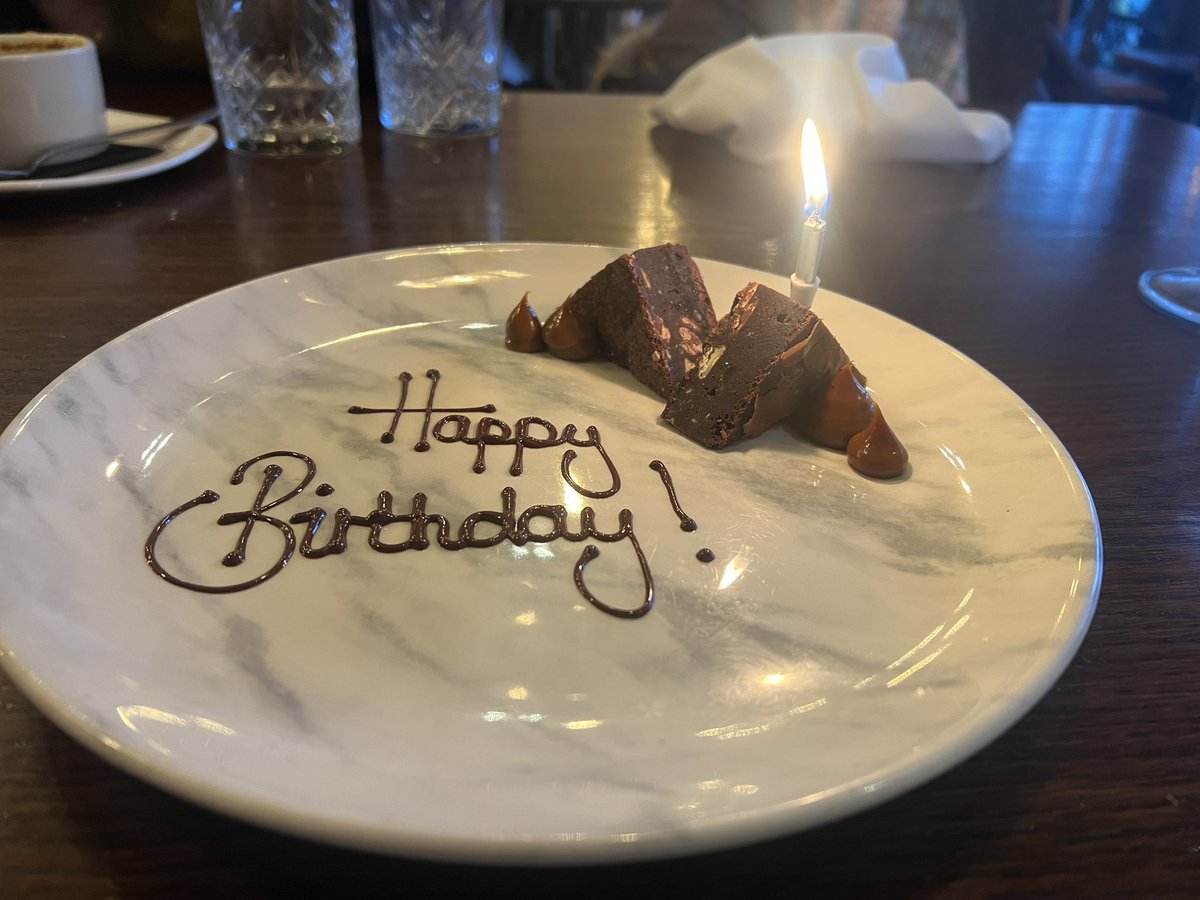 earlyyears2022's tweet photo. finally managed to go out and enjoy myself after weeks of feeling horrendous! Birthday Lunch with the girls ๐ฅฐ #steak #birthday #finallyfeelingbetter https://t.co/Gx0x3Deo5H