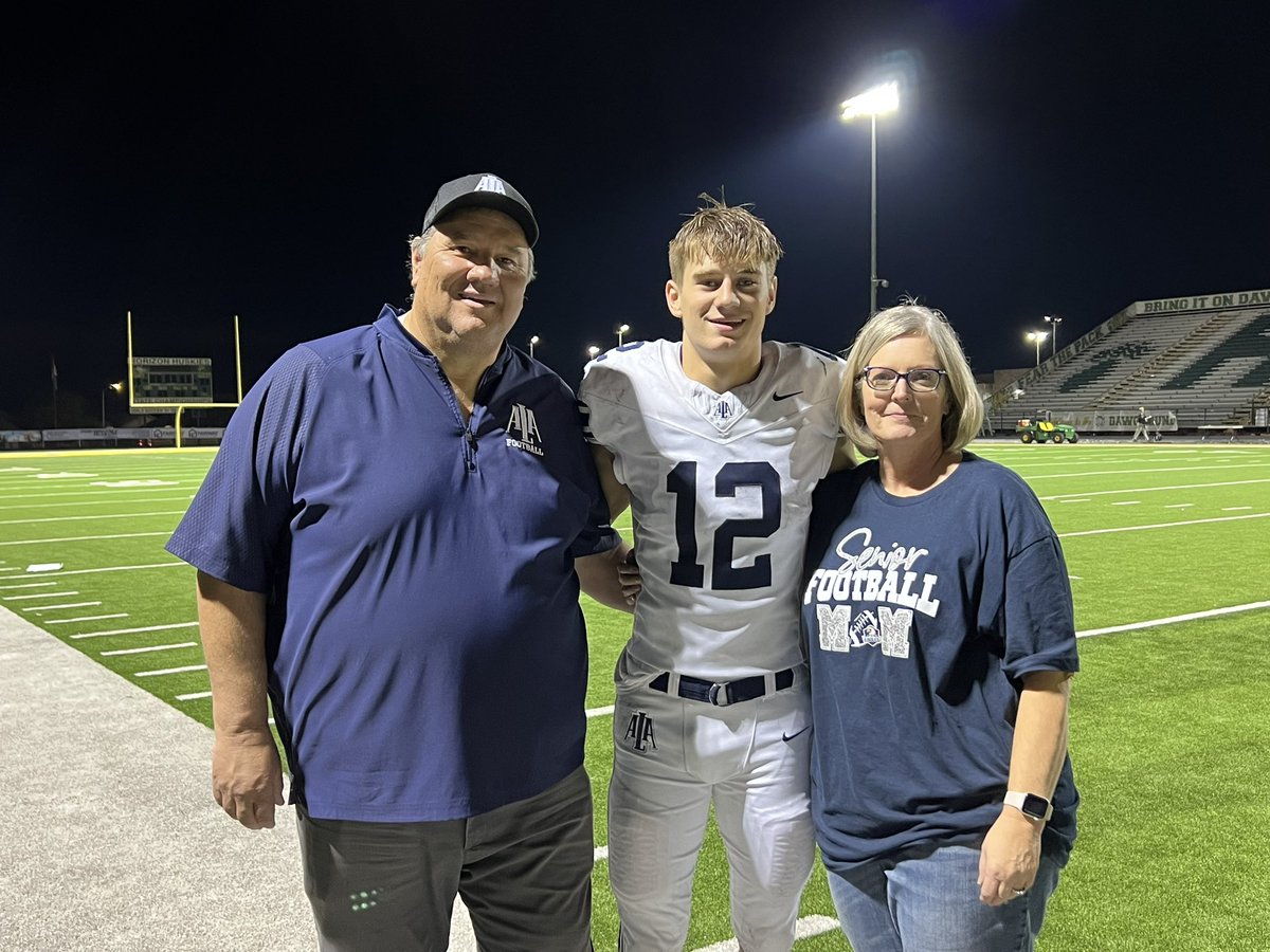 Tyton Slade tweet media