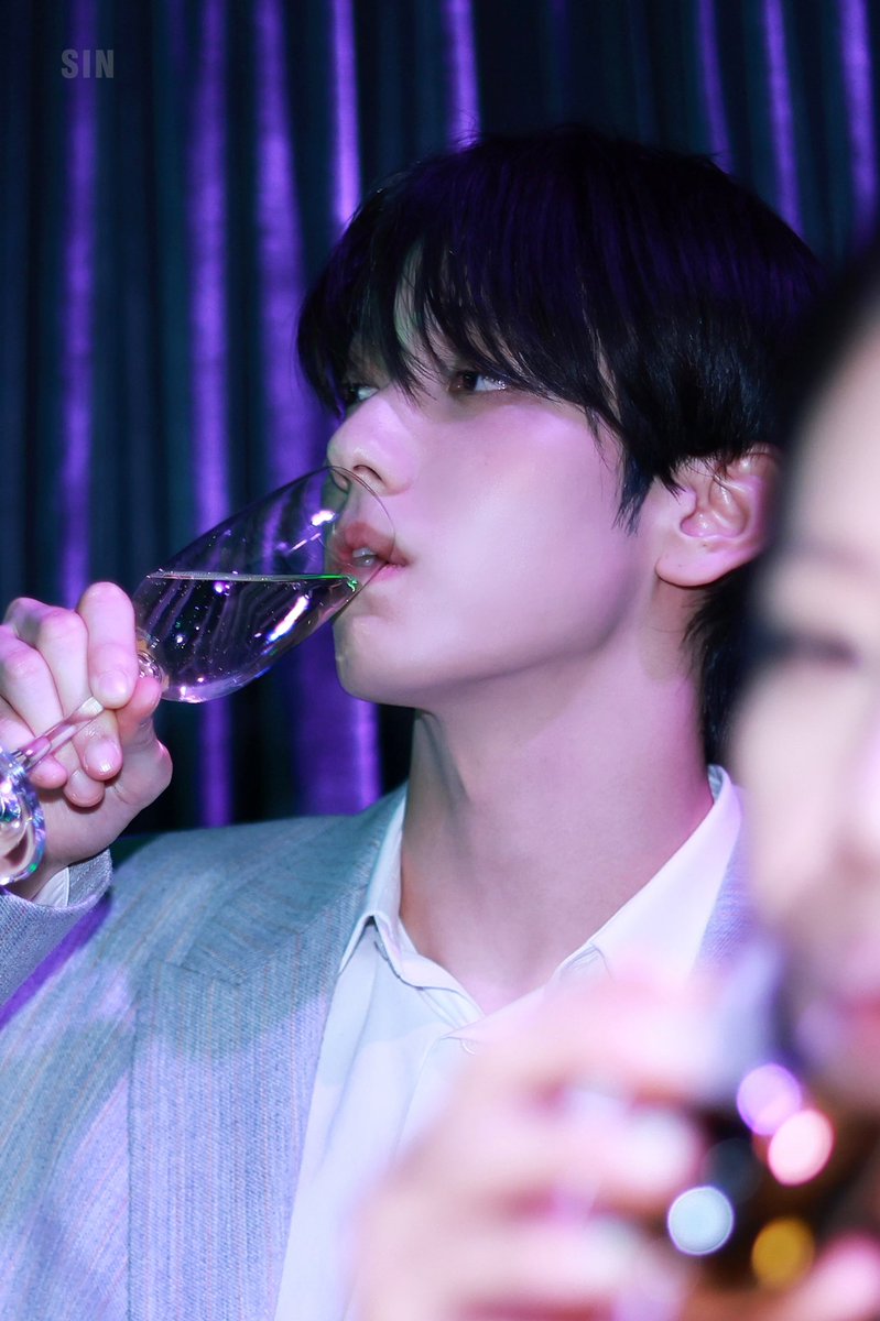 soobin and champagne 🥂