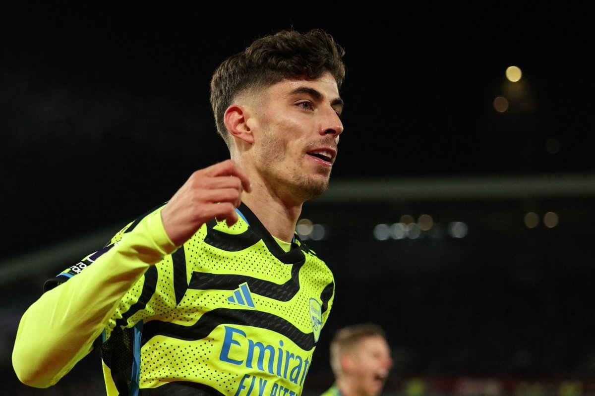 EduardoHagn's tweet photo. 🚨 Arsenal are TOP of the league! 📈 https://t.co/fzFb5nzMQu