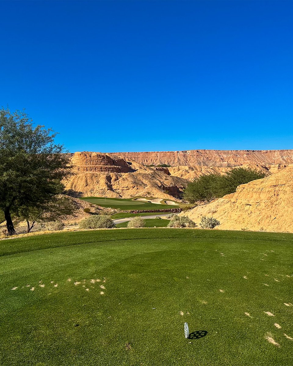 PGA's tweet photo. 160 yards... Downhill... What's your club? https://t.co/QGTQRSkwsy