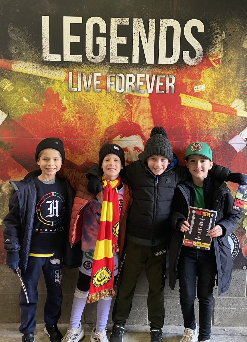 daveanderson83's tweet photo. Just about survived taking these 4 crackpots to Firhill today. Decent performance and in the hat for the 4th rd of the Scottish! @PartickThistle https://t.co/yUjGOQi0SX