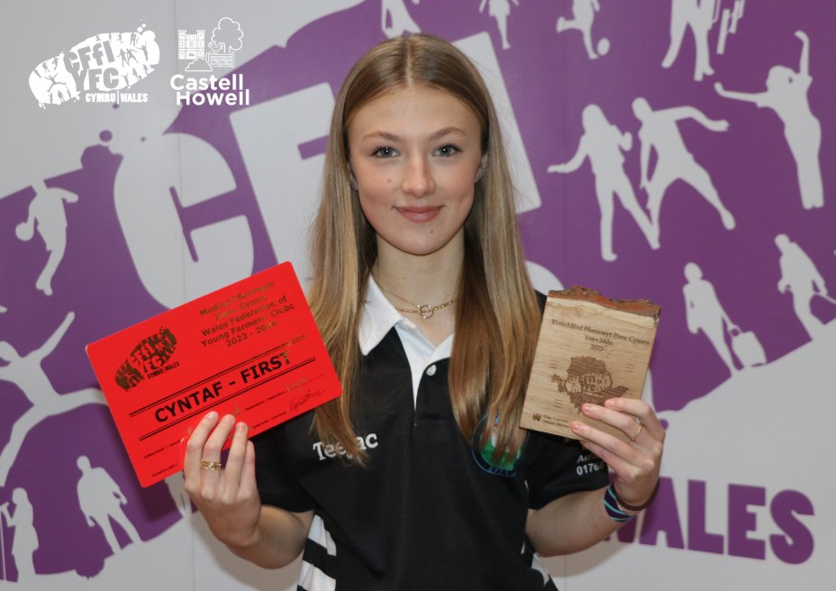 CFfICymru's tweet photo. Mae Galeri Gefn Llwyfan o Eisteddfod CFfI Cymru 2023 ar y wefan nawr ๐ธ๐๐ฝ
https://t.co/SidNRbOOEj
#CFfICymru #WalesYFC #EisteddfodCFfI https://t.co/2pInhIKgd8