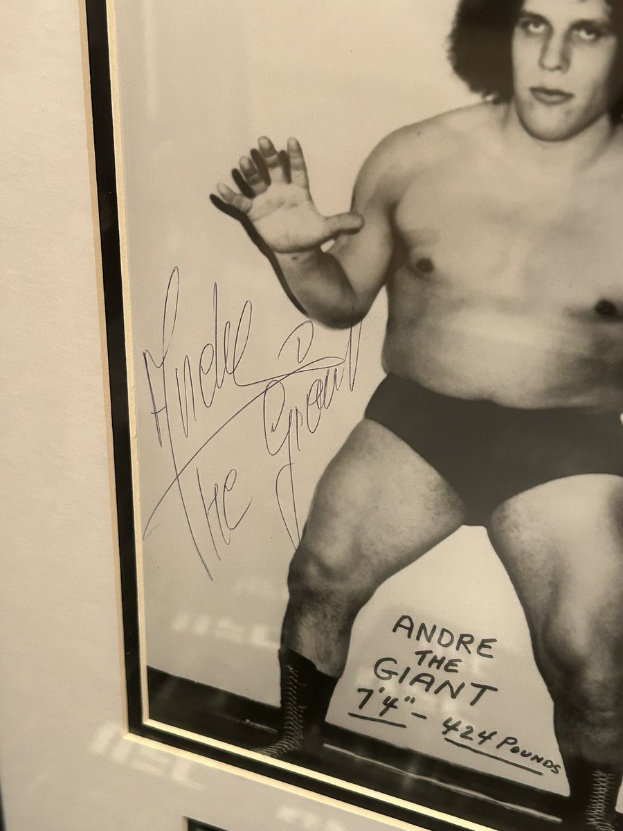 Camperman99's tweet photo. @dpeck100 @TheTroyStevens These are two examples from 1980, signed program and 8x10. The program notes that Andre was signing 8x10s that night for charity. Both have JSA letters. Did they give you any feedback about your item? The auto is different from these, but wondering if they don’t like the flow? https://t.co/mpIzsXP1sn