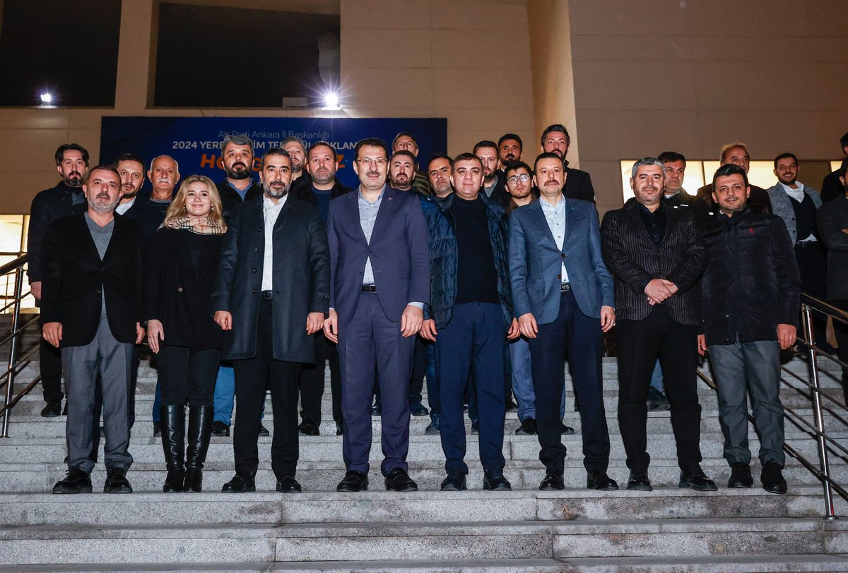 GMsecimisleri's tweet photo. Biz hazırız, teşkilatlarımız hazır... 

Tüm Türkiye'de yarın saat 10.00 ile 16.00 arasında gerçekleşecek olan elektronik teşkilat temayül yoklamamızın hayırlı olmasını diliyoruz. 

📍Ankara ve bütün İl Başkanlıklarımızın e-temayül için yaptığı hazırlıklara teşekkür ediyoruz. https://t.co/B2m6F6lmvf
