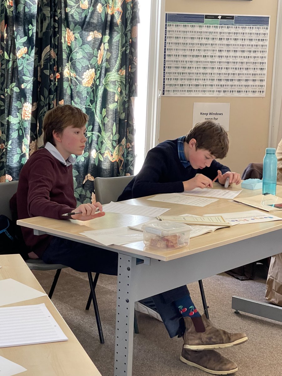 aweeksmusicuk's tweet photo. Lovely day out today in the West Country delivering a composition workshop to very talented young musicians from @HCS_Music_Drama  with the one and only @djbarlow84. Thanks for having me! https://t.co/RJGeo2Z4Je
