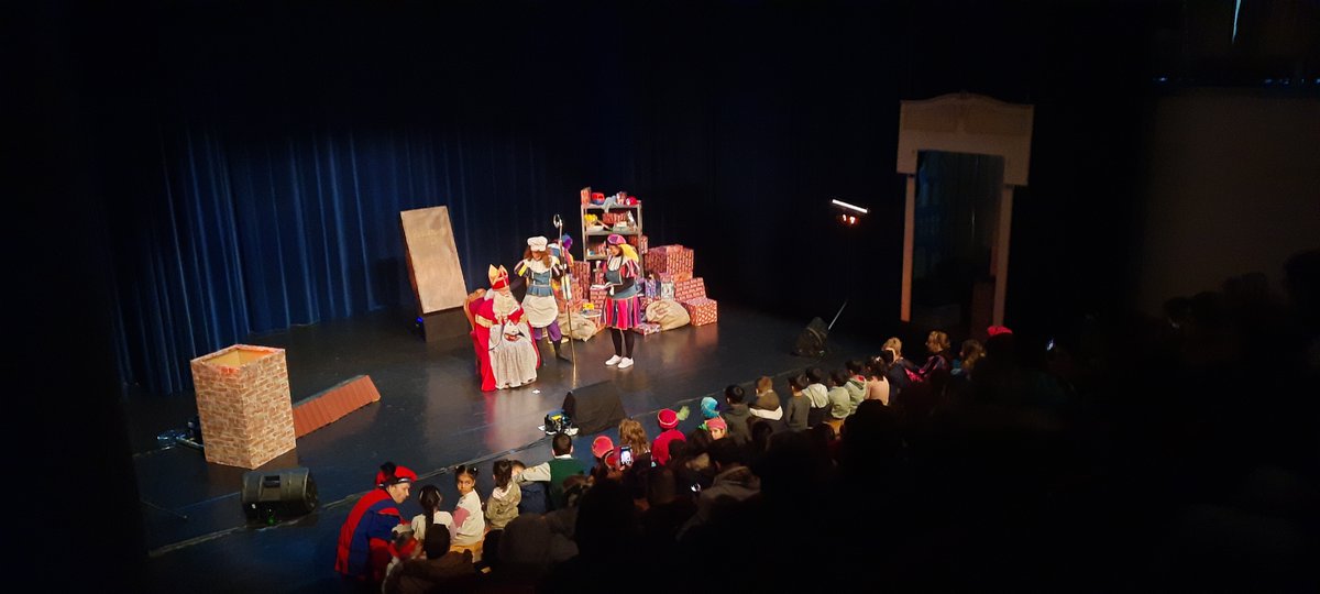 Annatheater tweet media