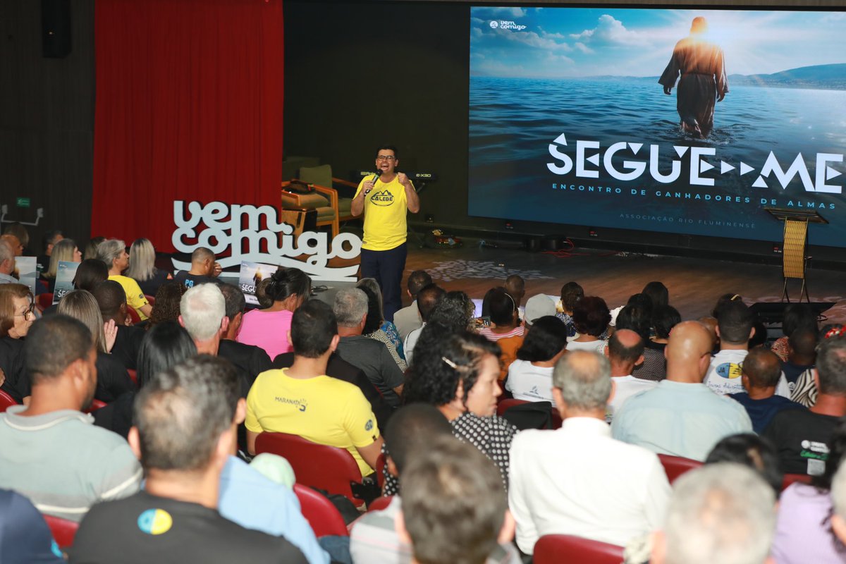 Tarde inspiradora e motivadora no encontro missionário #SegueMe que reúne mais de 350 participantes, em Itaboraí, que estão envolvidos em estudar a Bíblia com outras pessoas. #VemComigo #EuVou